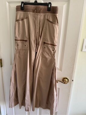 XCVI Khaki Ladies Pants